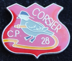 SAPEURS POMPIERS DE LA COMMUNE DE CORSIER CP 28 -GENEVE-SUISSE-SCHWEIZER FEUERWEHRMANN-FIREFIGHTER SWISS-PIGEON- (21) - Brandweerman