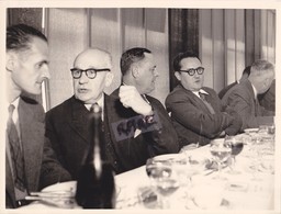 PHOTO ANCIENNE,73,SAVOIE,BANQUET DE LA PERCEE DE LA CENTRALE SOUTERRAINE CONSTRUITE,OUVRIERS,HOMMES POLITIQUES,RARE - Places