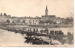 Cpa  La Guerre 1914-18  Lancement D'un Pont De Bateau Sur La Loire. - Guerre 1914-18