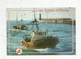 Cp, Bateaux De Pêche , 85 ,LES SABLES D'OLONNE ,  Entrée Du Chenal,  Voyagée 1989 - Fischerei