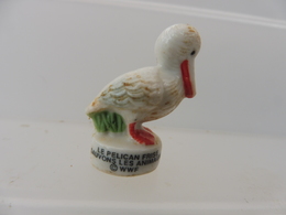 FEVE - 2001 - PERSO CARREFOUR - WWF - PELICAN FRISE - Animaux