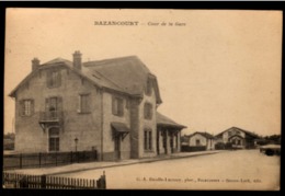 51 -  BAZANCOURT - Cour De La Gare - Bazancourt