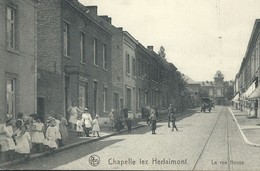 +++ CPA - CHAPELLE LEZ HERLAIMONT - La Rue Neuve - Nels - Carte Animée    // - Chapelle-lez-Herlaimont