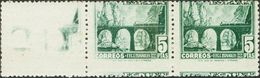 **1038dh(3). 1948. 5 Pts Verde, Tira De Tres. Un Sello IMPRESION PARCIAL Y DENTADO HORIZONTAL DESPLAZADO. MAGNIFICA Y MU - Other & Unclassified