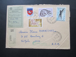 Frankreich 1973 Einschreiben / R-Brief R-Zettel Gestempelt Villers - Cotterets Mit Zollaufkleber Douane Nach Bamberg - Covers & Documents