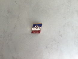 RARE Pin’s Clou Serti EGF FFL Fédération Française De Lutte Avec Coq Sportif - Worstelen