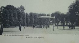 Boussu  La Place Avec Kiosque - Boussu