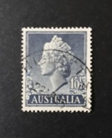 N° 218       Elizabeth II  -  1'01/2p - Used Stamps