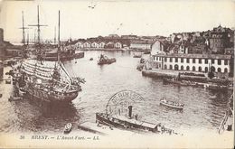 Brest - L'avant Port - Voilier Au Mouillage (séchage Sur Les Haubans) - Carte LL N° 30 - Brest