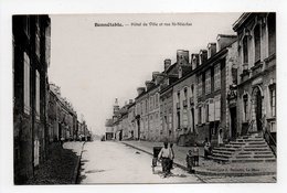 - CPA BONNÉTABLE (72) - Hôtel De Ville Et Rue St-Nicolas (avec Personnages) - Photo J. Bouveret - - Bonnetable