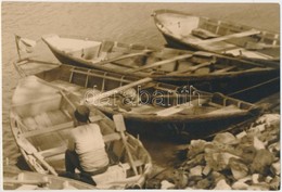 Cca 1930 Thöresz Dezső (1902-1963): Csónakkölcsönző Turistákra Várva, Jelzés Nélküli Vintage Fotó A Szerző Hagyatékából, - Other & Unclassified