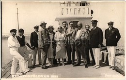 ** T1 1932 Balatonföldvár, Hajókapitányok és Utasok A Mólón. Foto Seidner Photo - Zonder Classificatie