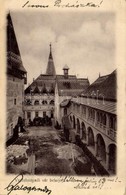 T2/T3 Vajdahunyad, Hunedoara; Vár Beleseje, Udvar építkezési Anyagokkal. Adler Alfréd Fényképész / Castle Courtyard With - Unclassified