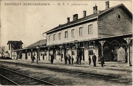 T2 Beregszász, Berehove; MÁV (Magyar Királyi Államvasutak) Pályaudvara, Vasútállomás, Vasutasok / Bahnhof / Railway Stat - Non Classificati