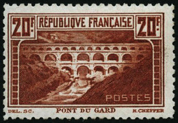 * N°262B 20F Pont Du Gard Dent 11, Charnière Propre - TB - Altri & Non Classificati