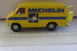 Superkings  -1979 Dodge Van - Lesn. Prod Made Engeland - Matchbox