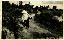 Indochine...cochinchine..cambodge..vietnam.....laos...saigon...sentier D'un Village - Cambogia