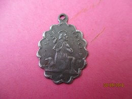 Médaille De Chaînette/SAINT ROCH / Saint HUBERT/Priez Pour Nous / Tôle Emboutie/ Mi-XIXéme Siécle   CAN791 - Religion & Esotericism