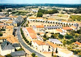 L'ABSIE - Vue  Aérienne.Le Centre Du Bourg . CPM Pas Courante - L'Absie