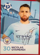 Manchester City  Nicholas Otamendi  Signed Card - Autographes