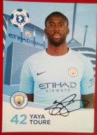 Manchester City   Yaya Toure   Signed Card - Autógrafos