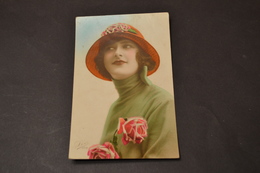 Carte Postale 1920  Portrait De Femme Série Léo Chapeau Orange - Donne