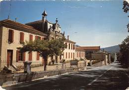 La Bégude De Mazenc     26    Ecoles Et Mairie    1977  (Voir Scan) - Autres & Non Classés