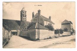 PERTHES  77  Petite Rue Et église - Perthes