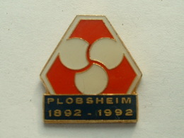 PIN'S CREDIT MUTUEL - PLOBSHEIM - 1892 / 1992 - Banques