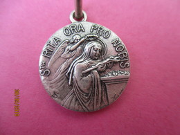 Médaille De Chaînette/ Sainte RITA / Rita Ora Pro Nobis/ /  Vers 1930-1960  CAN801 - Religion & Esotérisme