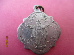 Médaille De Chaînette/Jésus Ayez Pitié De Nous/Souvenir De Pélérinage Sacré Coeur Montmartre /Vers 1920 -1950    CAN 808 - Godsdienst & Esoterisme