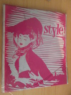 Paire De Bas Nylon VOILE De Marque STYLE Neuf Jamais Porté Sans Couture , Couleur GRIS Taille 8 1/2 - 1940-1970