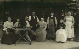 070519 - CARTE PHOTO COMMERCE - à Situer Peut être PARIS 75 - Café Apéritif - Cafés