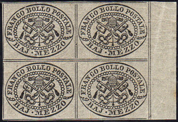 1852 - 1/2 Baj Grigio (1), Blocco Di Quattro, Bordo Di Foglio, Gomma Originale, Integra Per Due Esem... - Stato Pontificio
