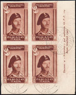 1946 - 2 Z. Vittorie Polacche, Carta Bianca, Non Dentellato (8B), Blocco Di Quattro, Angolo Di Fogli... - 1946-47 Zeitraum Corpo Polacco