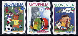 SLOVENIA 2000 Children's Book Illustrations  MNH / **.  Michel 288-90 - Slovénie