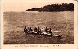 OCEANIE - VANATU - NOUVELLES HEBRIDES --  Pirogue De Guerre - Vanuatu