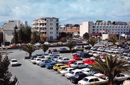 SAINT-LAURENT-du-VAR - Cap 3000 Le Novotel - Automobiles - Renault R5 - Saint-Laurent-du-Var