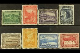 TASMANIA 1899-1900 Pictorials Complete Set, SG 229/36, Very Fine Mint, Very Fresh. (8 Stamps) For More Images, Please Vi - Andere & Zonder Classificatie