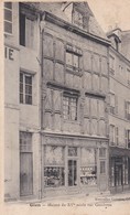 (45) GIEN . Maison Du XV° Siècle  Rue Gambetta (Patisserie-Confiserie A. Réaud / Tailleur Au N° 7) - Gien