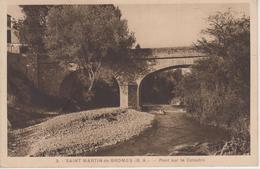 CPA Saint-Martin-de-Bromes - Pont Sur Le Colostre - Sonstige Gemeinden