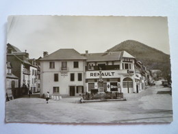 GP 2019 - 1131  Vallée D'AURE  -  ARREAU  :  Place Du Monument  -  Carte  SM   XXX - Autres & Non Classés