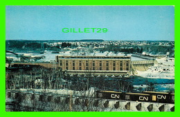 TROIS-RIVIÈRES, QUÉBEC - CENTRALE HYDRO-ELECTRIQUE - TRAINS DU CN -  PHOTO, NORMAND RHEAULT - - Trois-Rivières