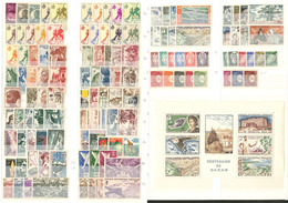 ** Collection. 1944-1954 (Poste, PA, Taxe, BF), Complète Sauf N°42 Et Taxe 9 Et 10. - TB - Sonstige & Ohne Zuordnung