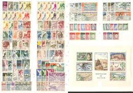 ** Collection. 1944-1954 (Poste, PA, Taxe, BF), Complète Sauf N°42 Et Taxe 9 Et 10. - TB - Autres & Non Classés