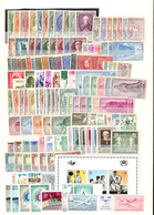 * Lot. 1925-1954 (Poste), Valeurs Moyennes Et Séries Complètes, + 11 ND Modernes. - TB - Autres & Non Classés