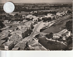 17 -Très Belle Carte Postale Semi Moderne De SAUJON  Vue Aérienne - Saujon