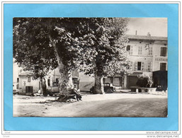 Saint Zacharie-place St Roch-autos Et Commerces ,charcuterie,café"-années 40-50 édition La Cigogne - Saint-Zacharie