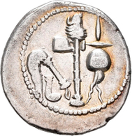 Gaius Iulius Caesar (49/48 V.Chr.): AR-Denar 49-48; 3,94 G, Elefant Nach Rechts Gehend, Eine Schlang - République (-280 à -27)