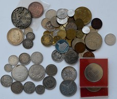 Alle Welt: Lot Diverse Münzen Aus Aller Welt, Dabei Auch 12 Münzen Aus Bulgarien, Bisschen Silber Un - Otros & Sin Clasificación